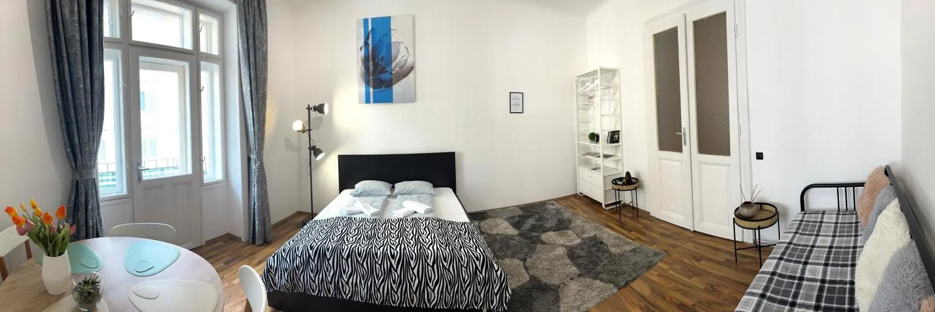 Big And Comfortable Mariahilfer Apartment Vienna
