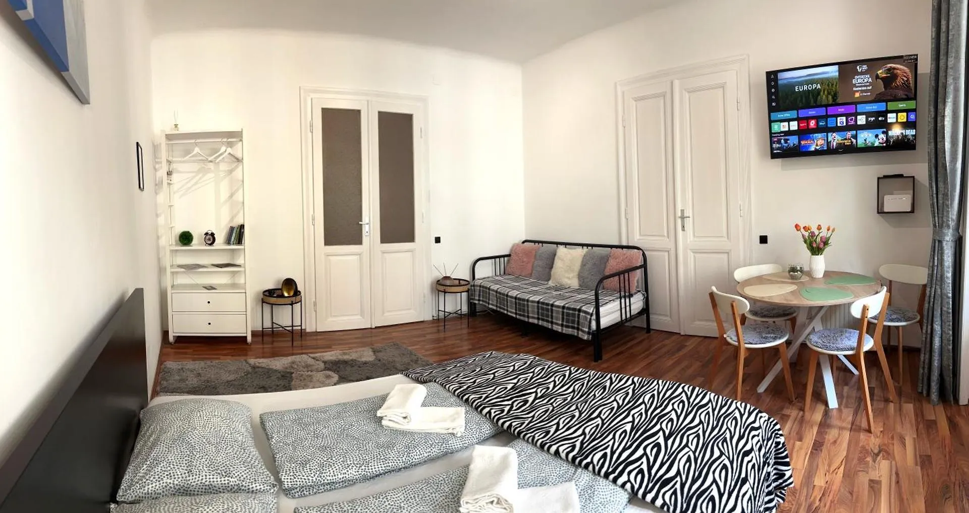 Big And Comfortable Mariahilfer Apartment Vienna