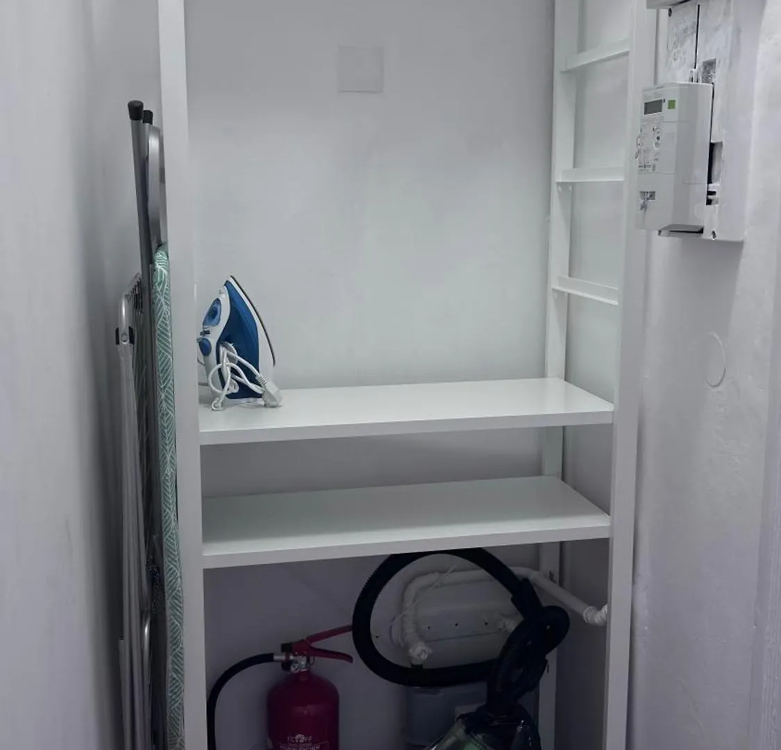 Big And Comfortable Mariahilfer Apartment Vienna 0*,  Austria