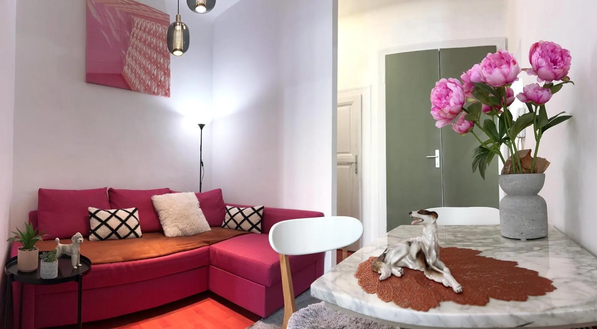 Big And Comfortable Mariahilfer Apartment Vienna Austria